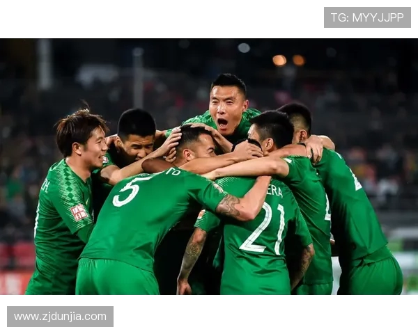 上海滑板队在马拉松大满贯积分榜中以100分稳居第一名