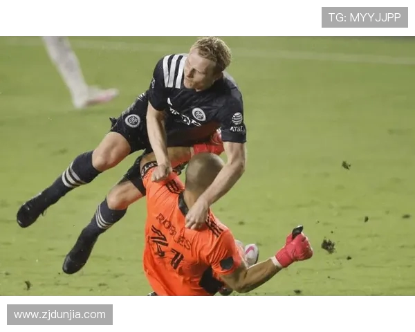 深圳飞盘队区域防守策略解析及其对赛事胜负的影响分析