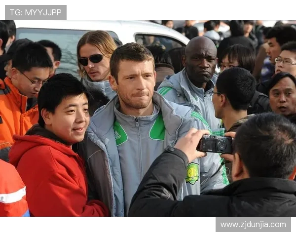 西安排球队状态引发热烈讨论球迷对表现意见不一 西安排球队状态引发热烈讨论球迷对表现意见不一